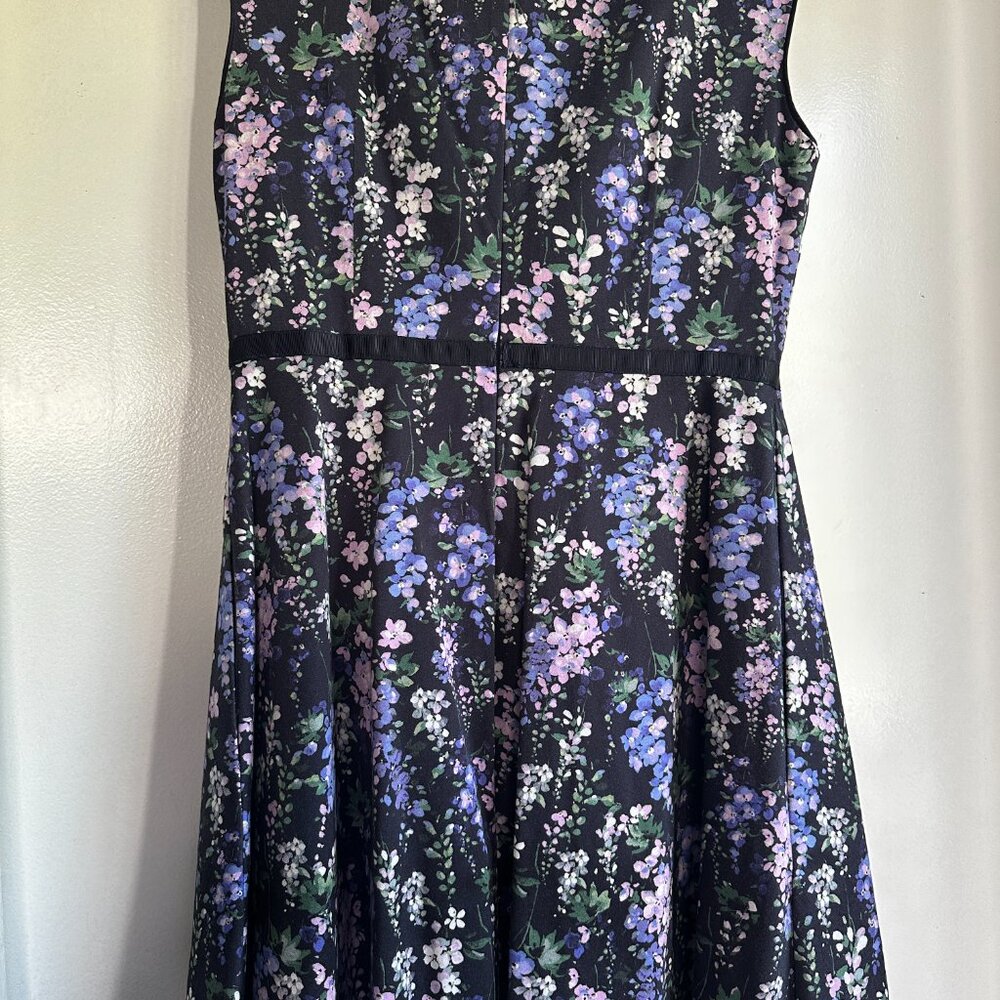 Women's Hobbs London Fit and Flare Dress in US size 6 - Picture 7 of 12